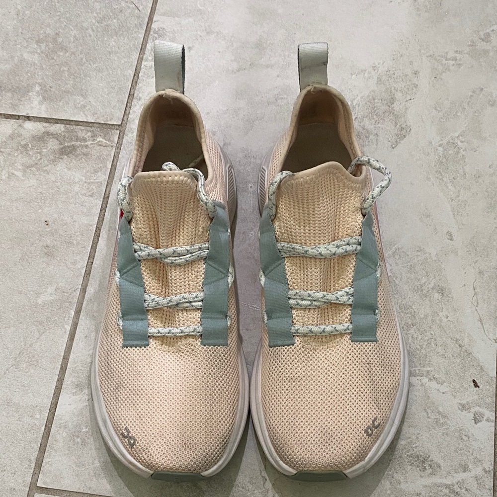 Women's On CloudTec